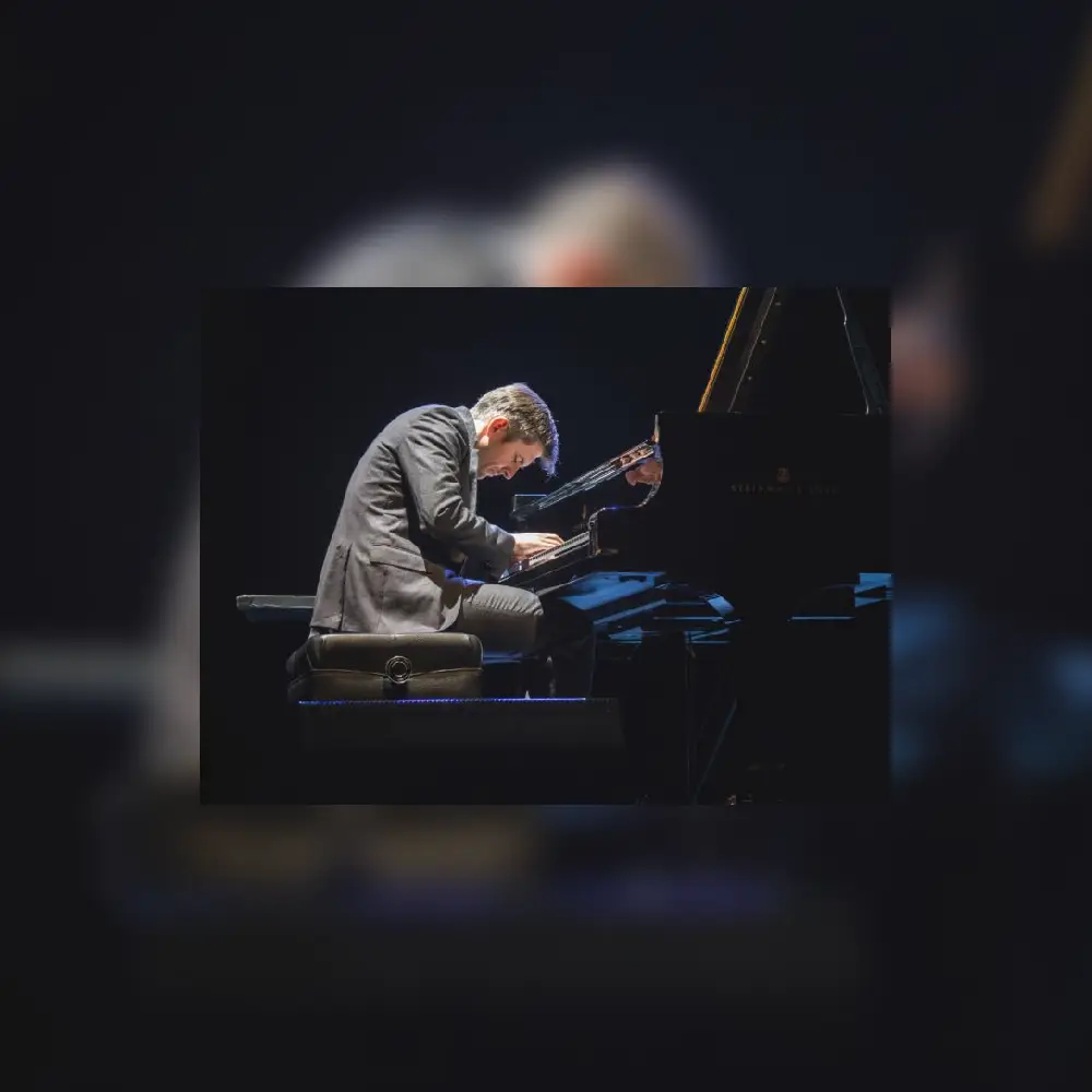 Franz von Chossy Group: Mirror 9